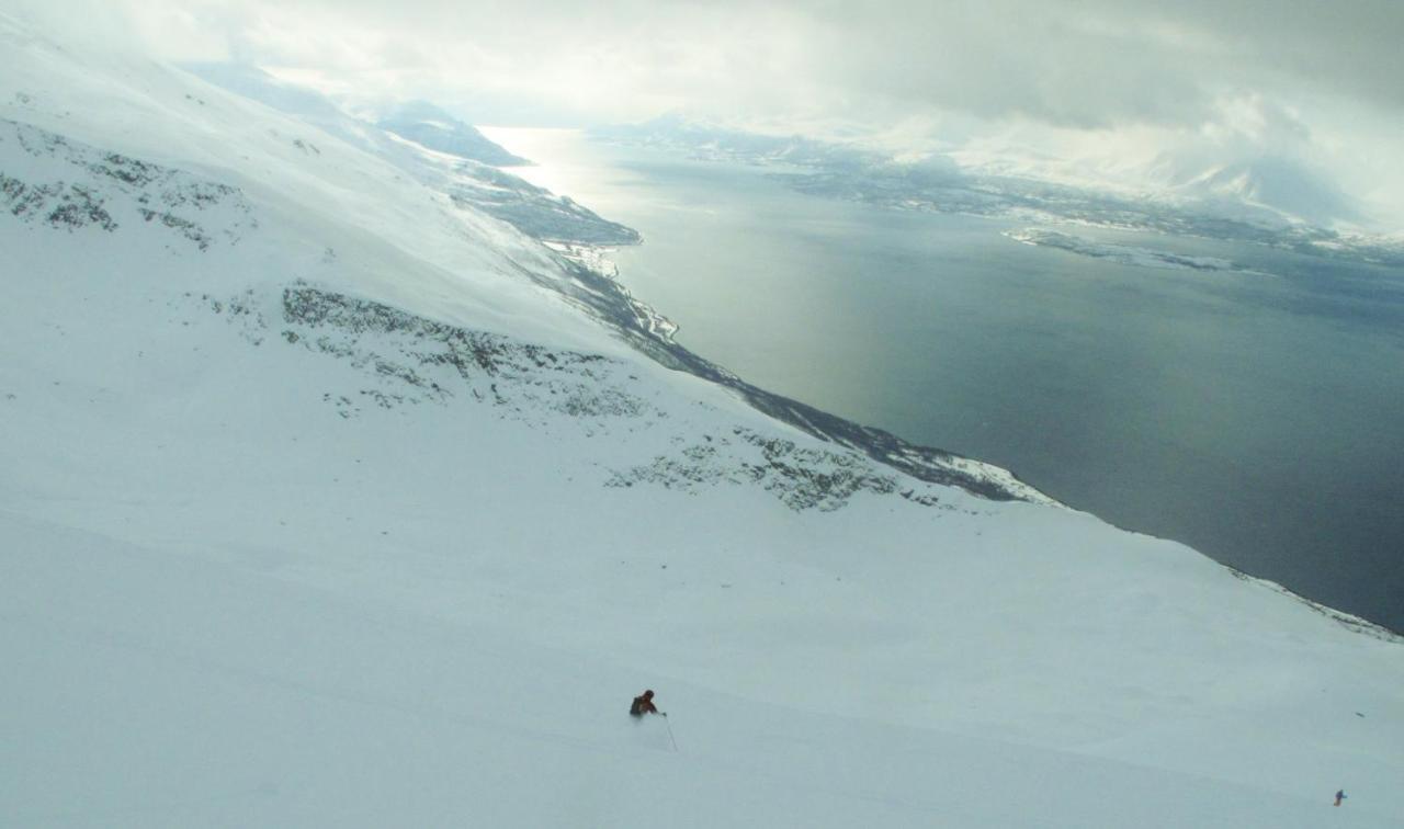 Gratangen Fjellhotell Exteriör bild